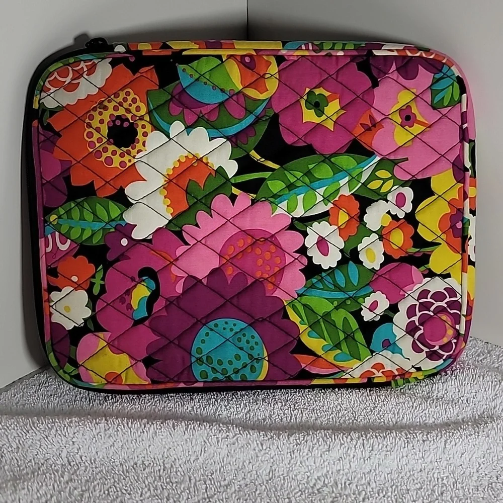Vera Bradley ipad/tablet case